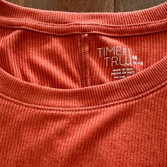 Time and Tru Tops - Time And Tru Ladies Ribbed Long Sleeve Top Spiced Cider (Rust) Size M (8-10) EUC